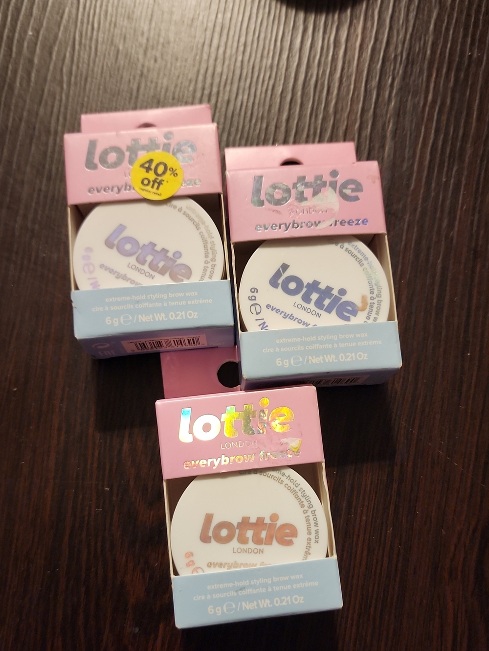 Lottie Everybrow Freeze Brow Wax — Pink